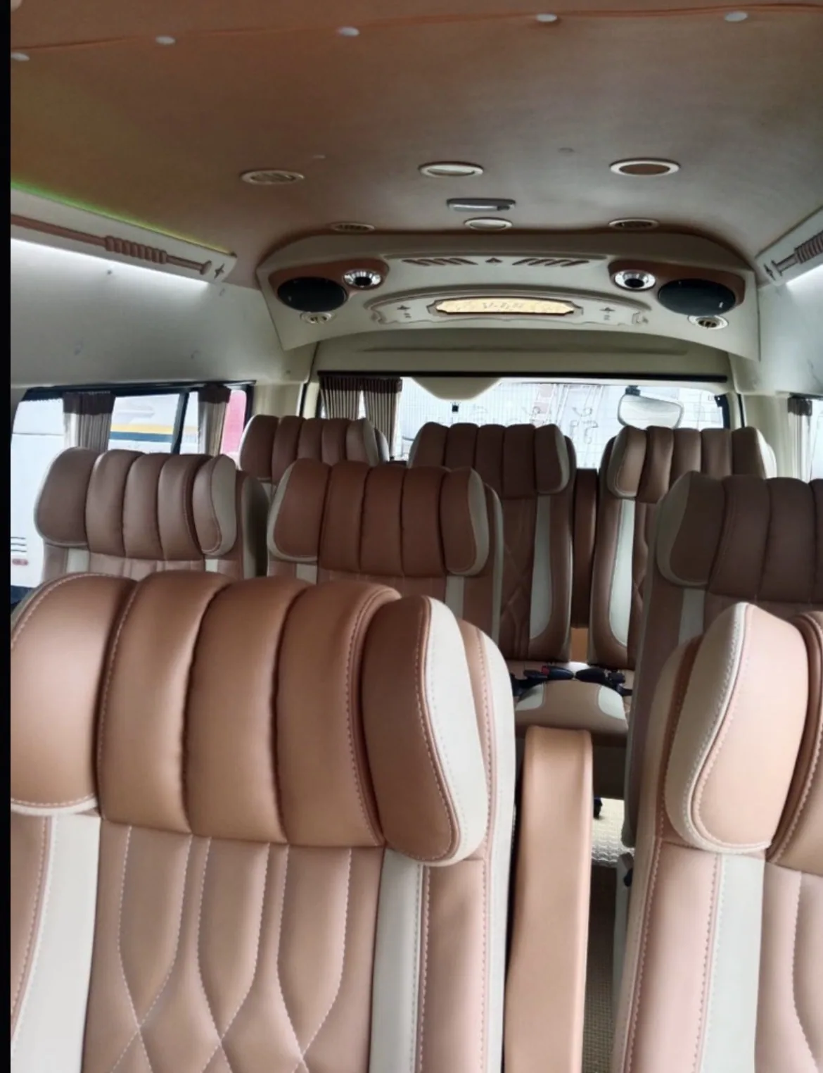 รถตู้ปรับอากาศ VIP 10 ที่นั่ง รูปที่ 4